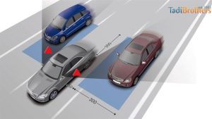 4 Top Reasons to Use a Blind Spot Detection System