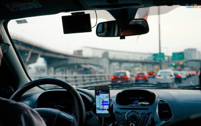 4 Apps to Have on Your Phone for a Better Driving Experience
