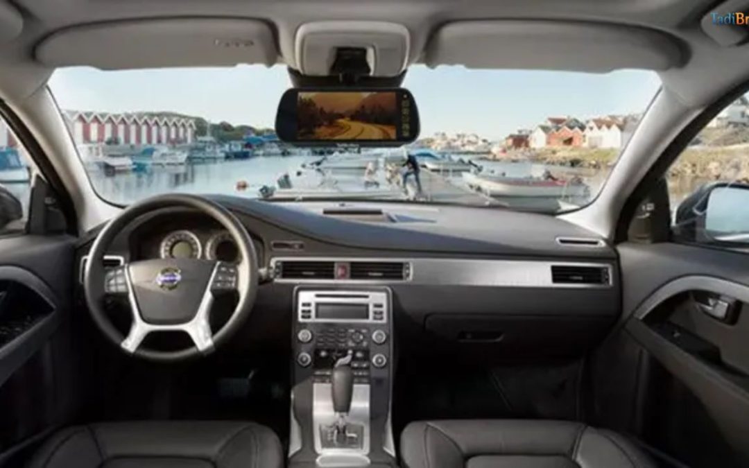 Rear View Mirror with Backup Camera: A Complete Buyer’s Guide
